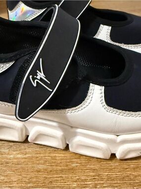 Giuseppe Zanotti Kids Black and White Sneakers
